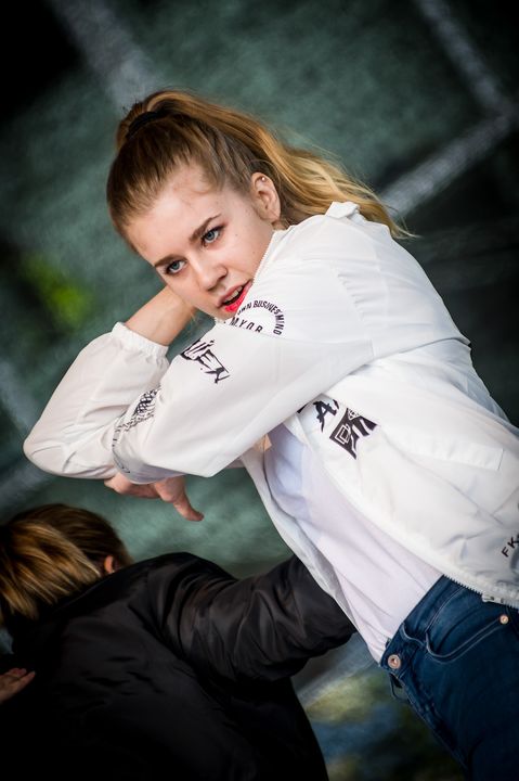 100917145025.jpg