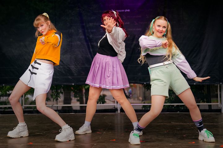 Foto from Tracon Dance Medley 2025 album