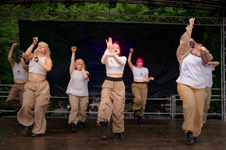 Foto from Tracon Dance Medley 2025 album