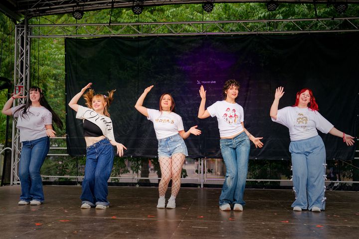 Foto from Tracon Dance Medley 2025 album