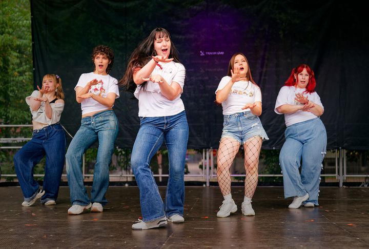 Foto from Tracon Dance Medley 2025 album