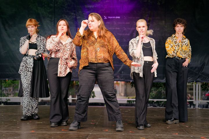Foto from Tracon Dance Medley 2025 album